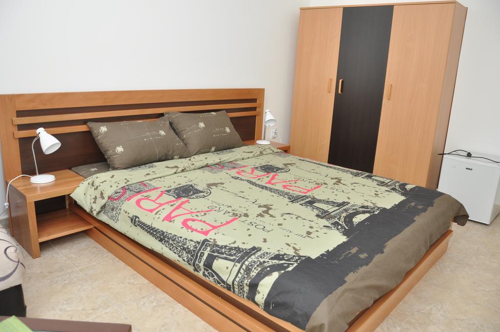 Smestaj Olivera Niska Banja Kamer foto