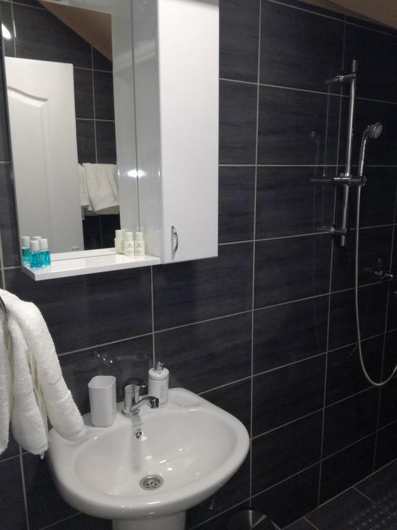 Smestaj Olivera Niska Banja Buitenkant foto