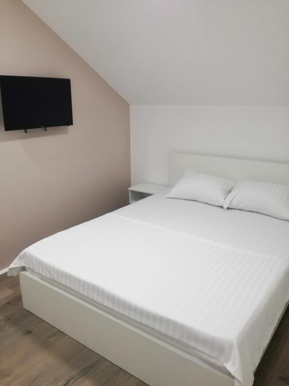 Smestaj Olivera Niska Banja Buitenkant foto