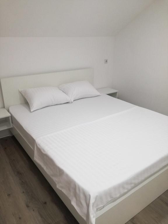 Smestaj Olivera Niska Banja Buitenkant foto